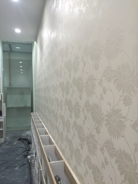 wallpaper installation completed